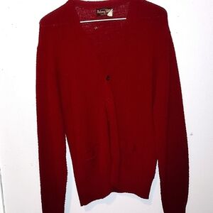Vintage Merlot red cardigan with pockets worn but not worn out (measurements)